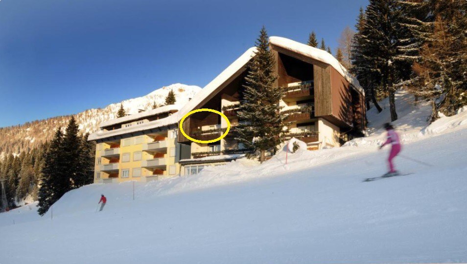 Ski-in/ski-out, balcony sauna, free parking & WiFi