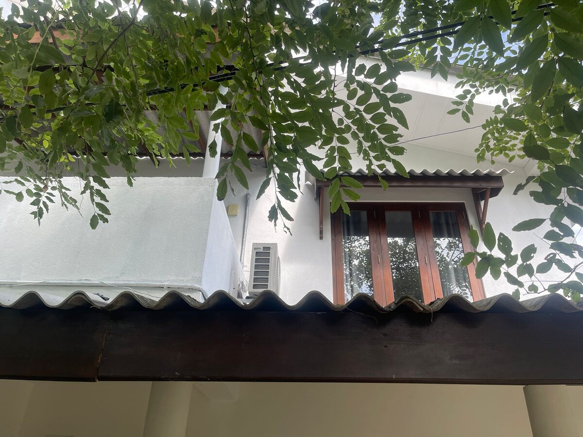 Lovely 2 bedrooms vacation Home at  -Moratuwa