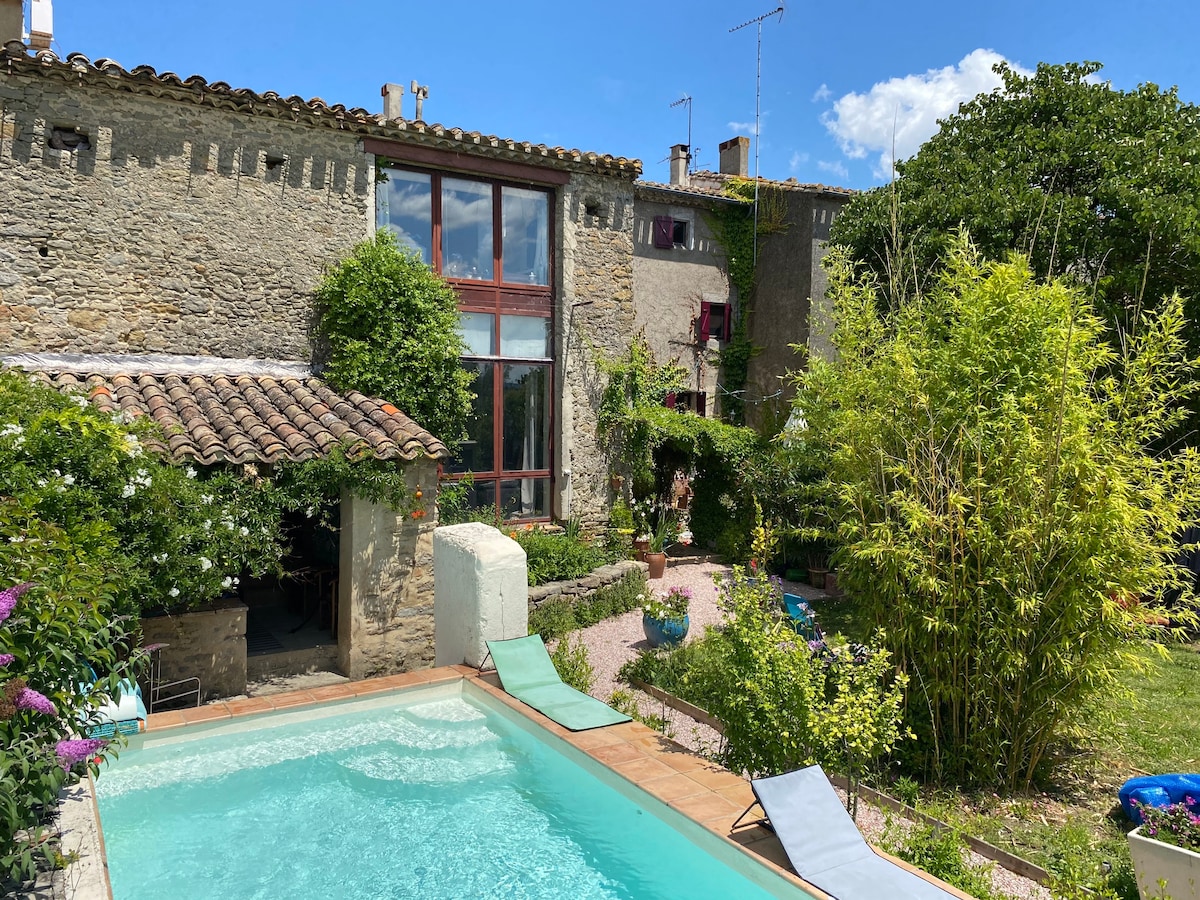 Maison de village avec piscine proche Carcassonne