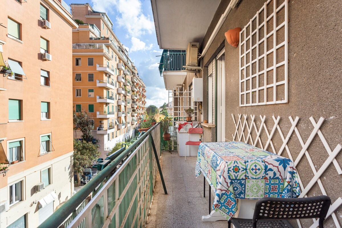 Casa Giova ： Gianicolo带阳台的双卧公寓