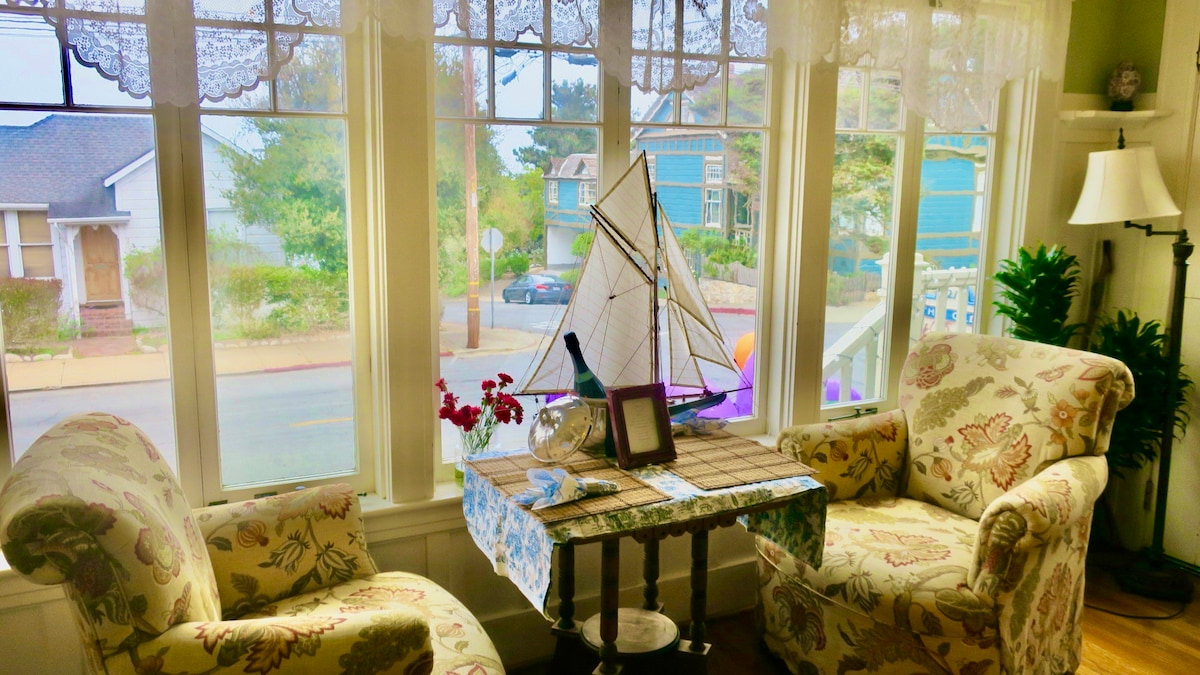 Nantucket Room at The Old St. Angela Inn