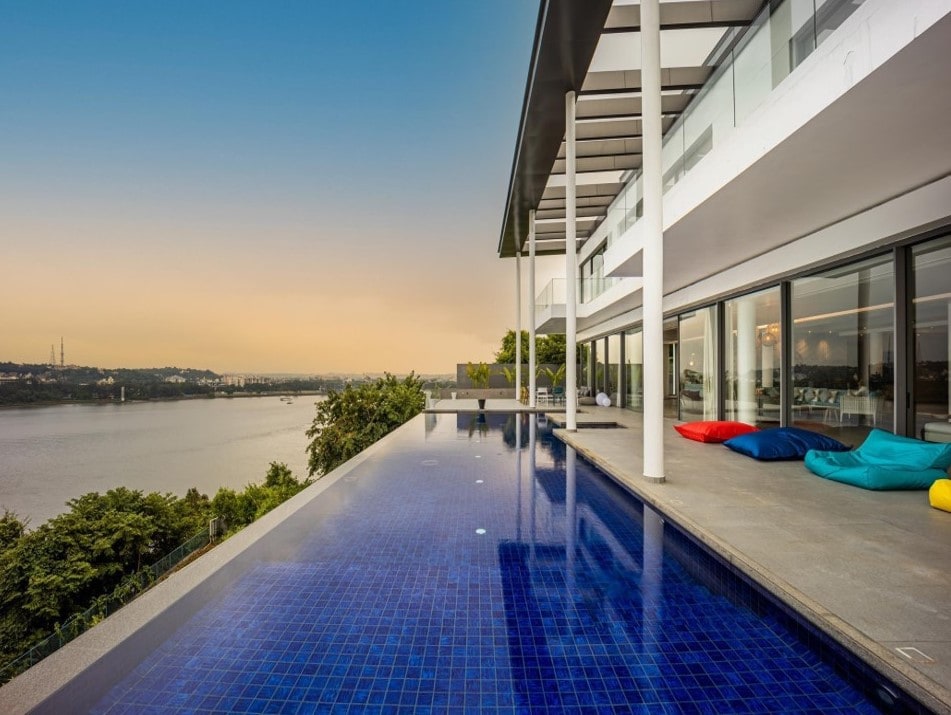 7BHK Villa with Stunning views and Infinity pool