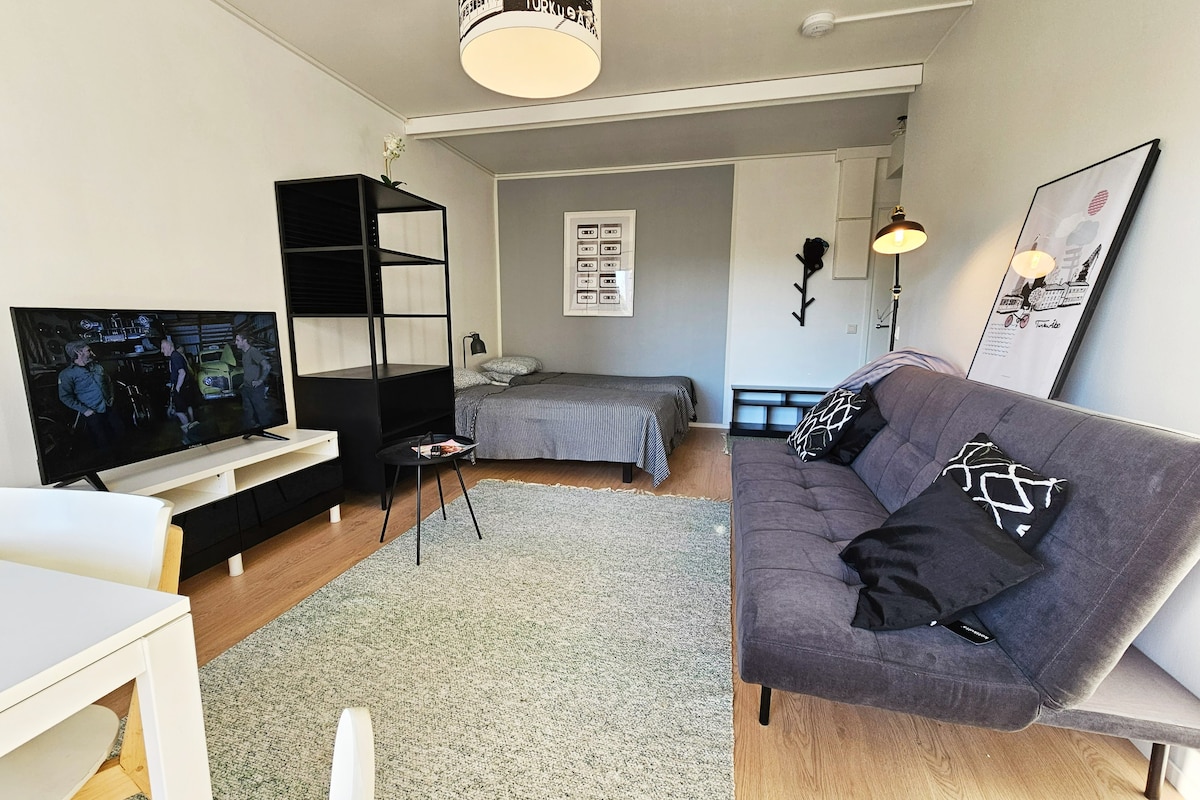 A bright and cozy studio in Kupittaa