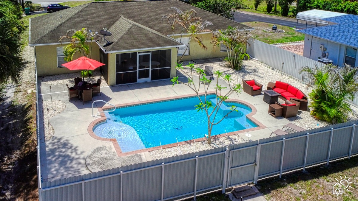 佛罗里达州那不勒斯的绿洲-设有加热泳池