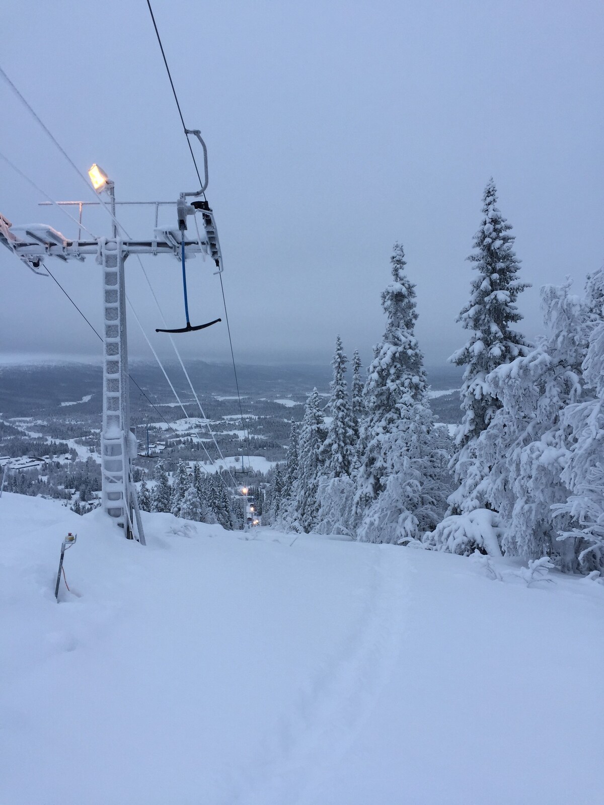 Mysig stuga i Borgafjäll med panorama mot Fjället