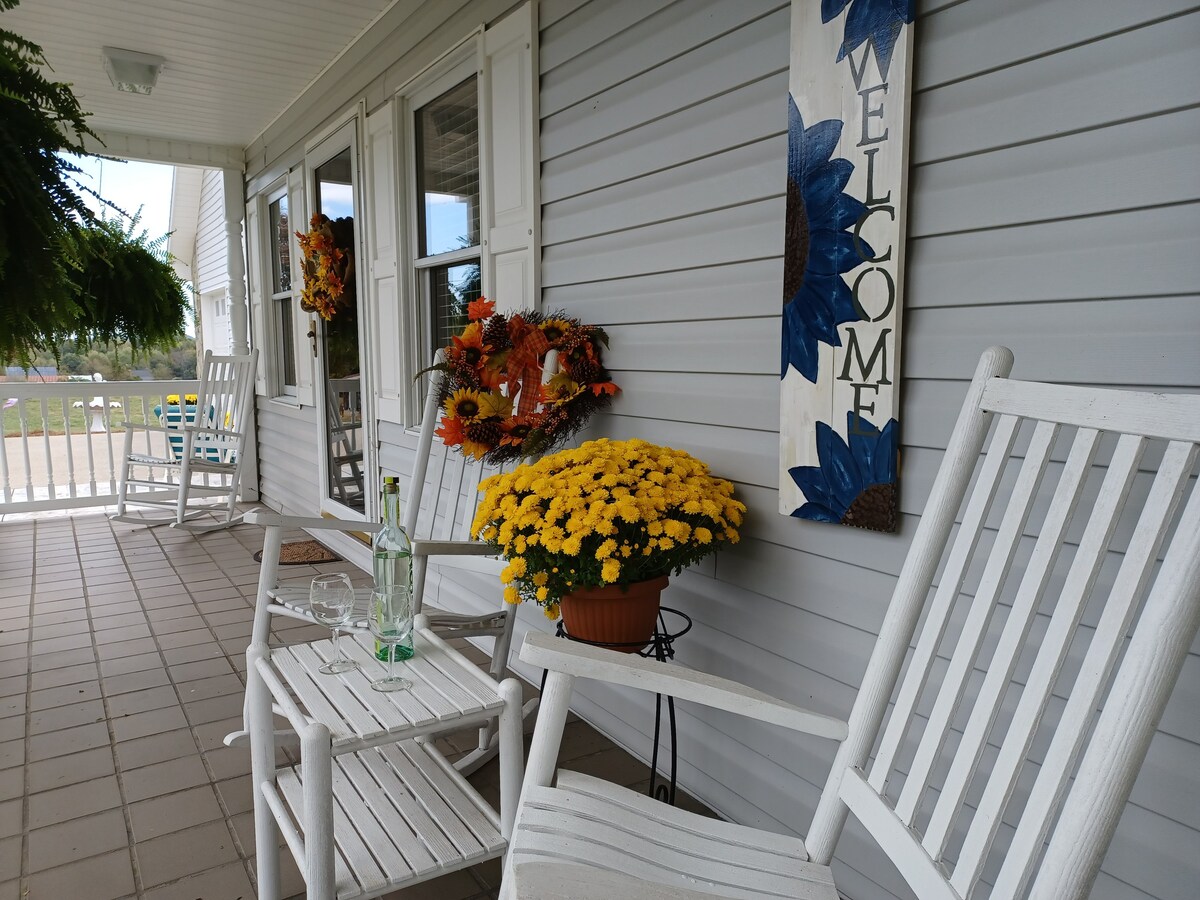 Beautiful Country Home Wineries, Blue Ridge Mtns