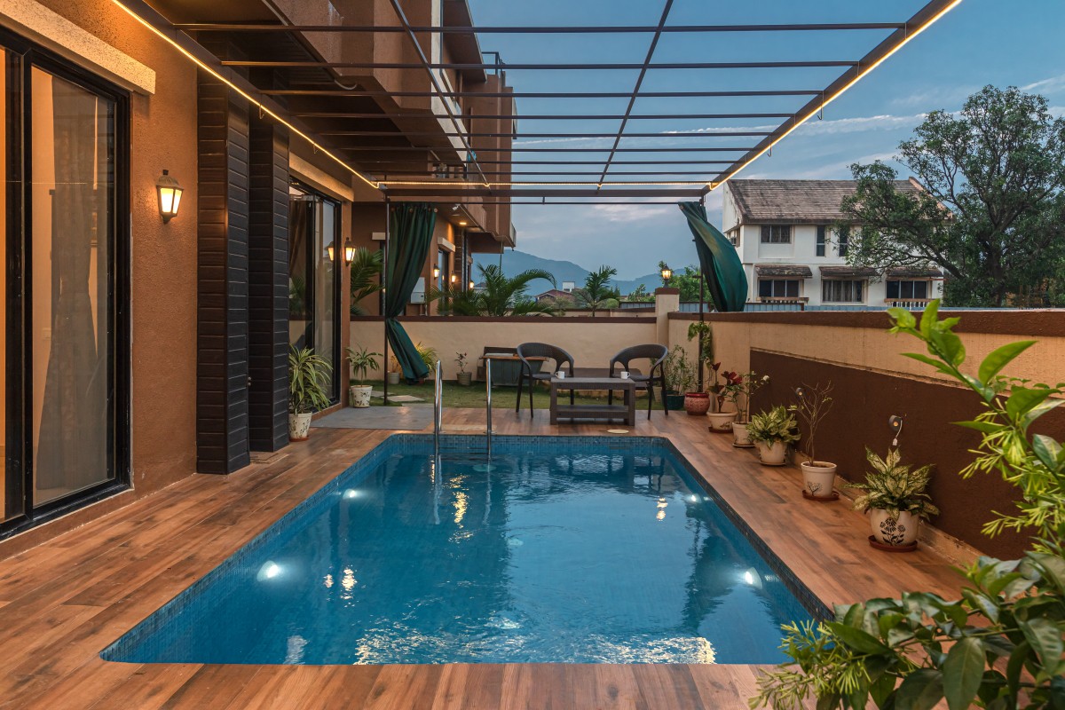 Retro Villa with a private pool and cozy terrace