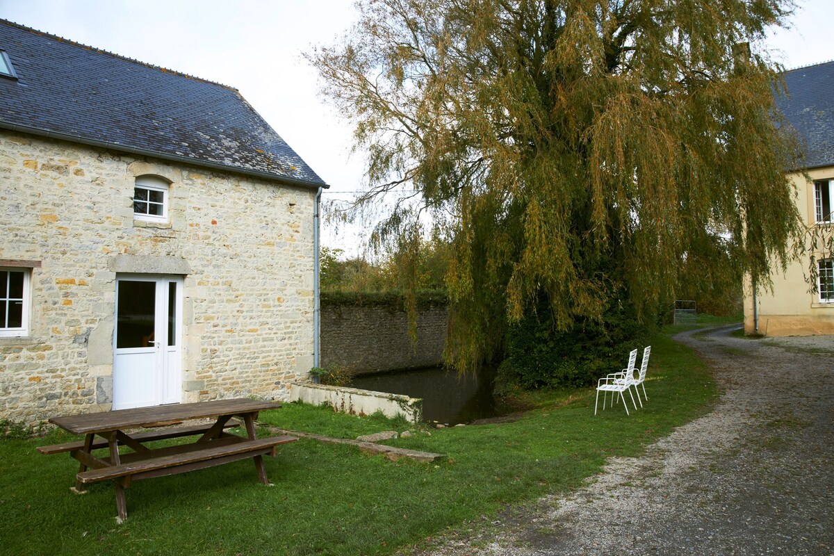 Ferme de Franqueville "the Outbuilding"