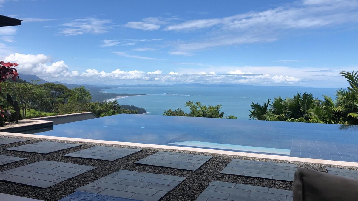 Modern Villa w/ World Class View Infinity Pool