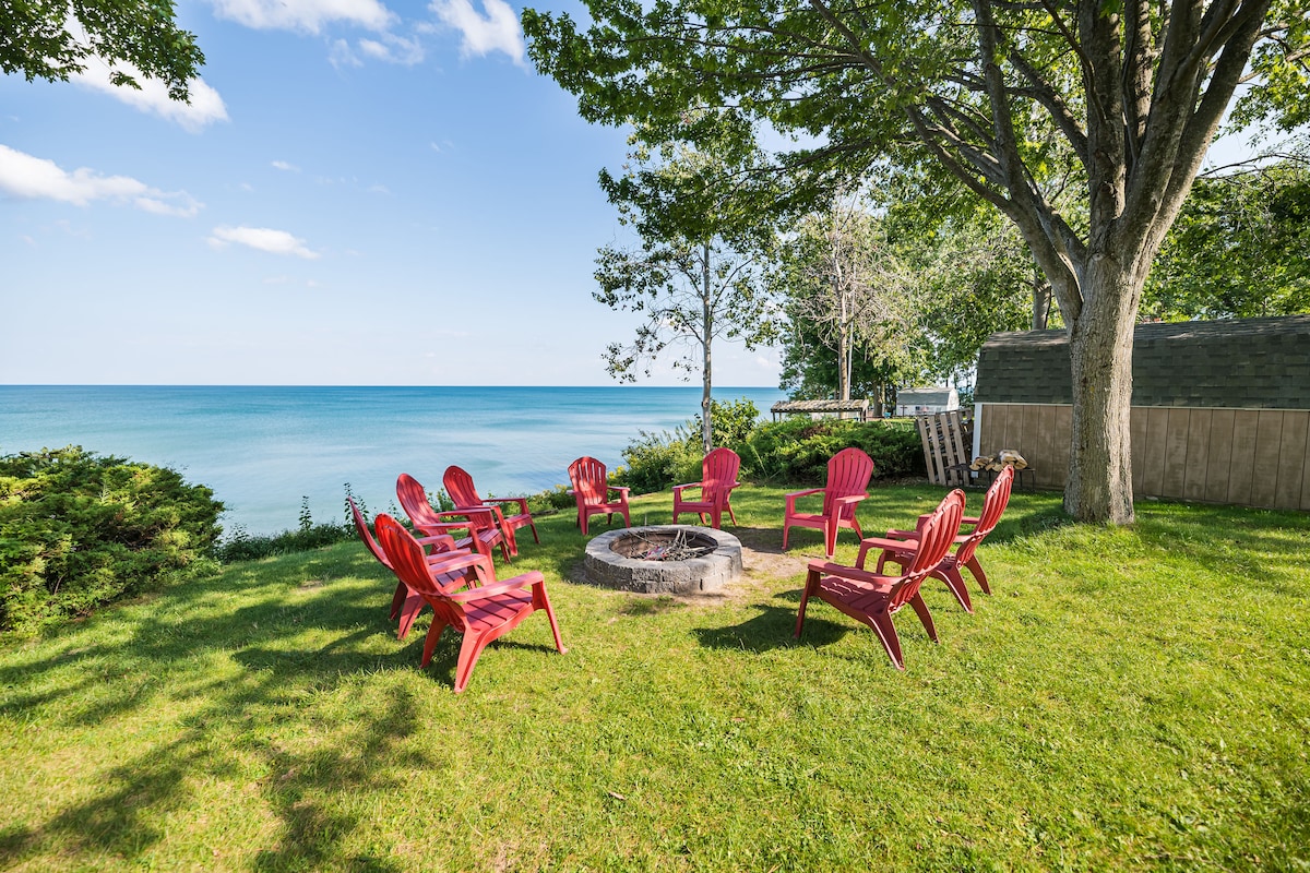 Lexington Beach House on the water, Lakefront