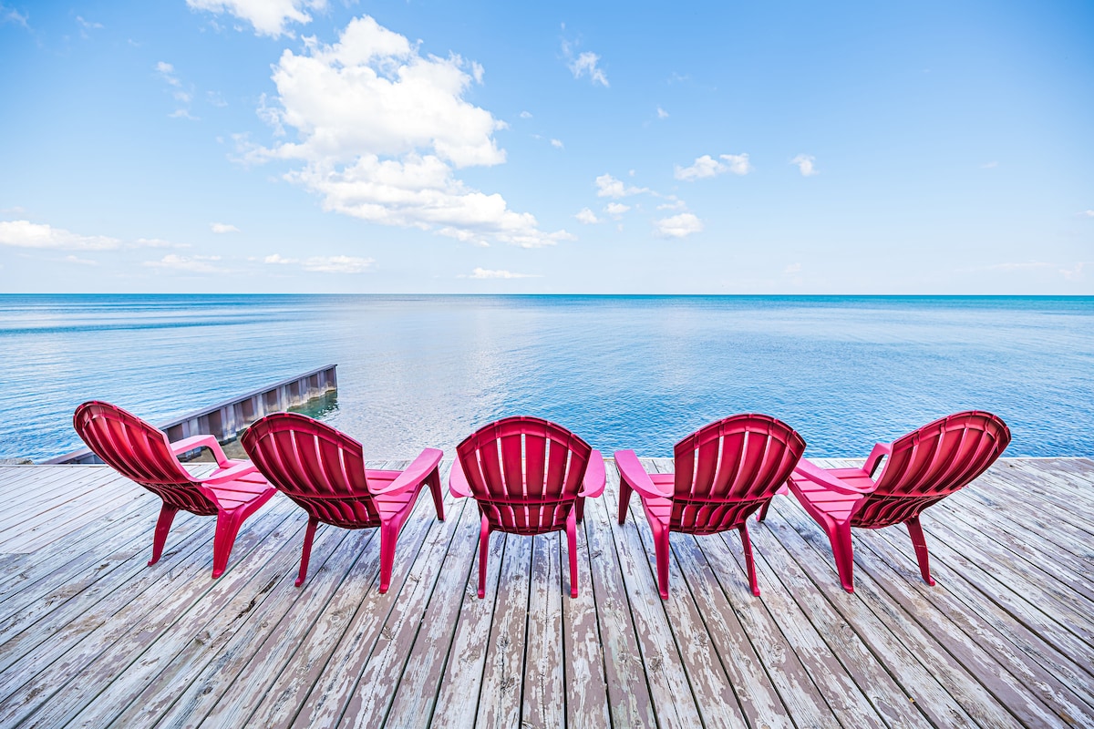 Lexington Beach House on the water, Lakefront