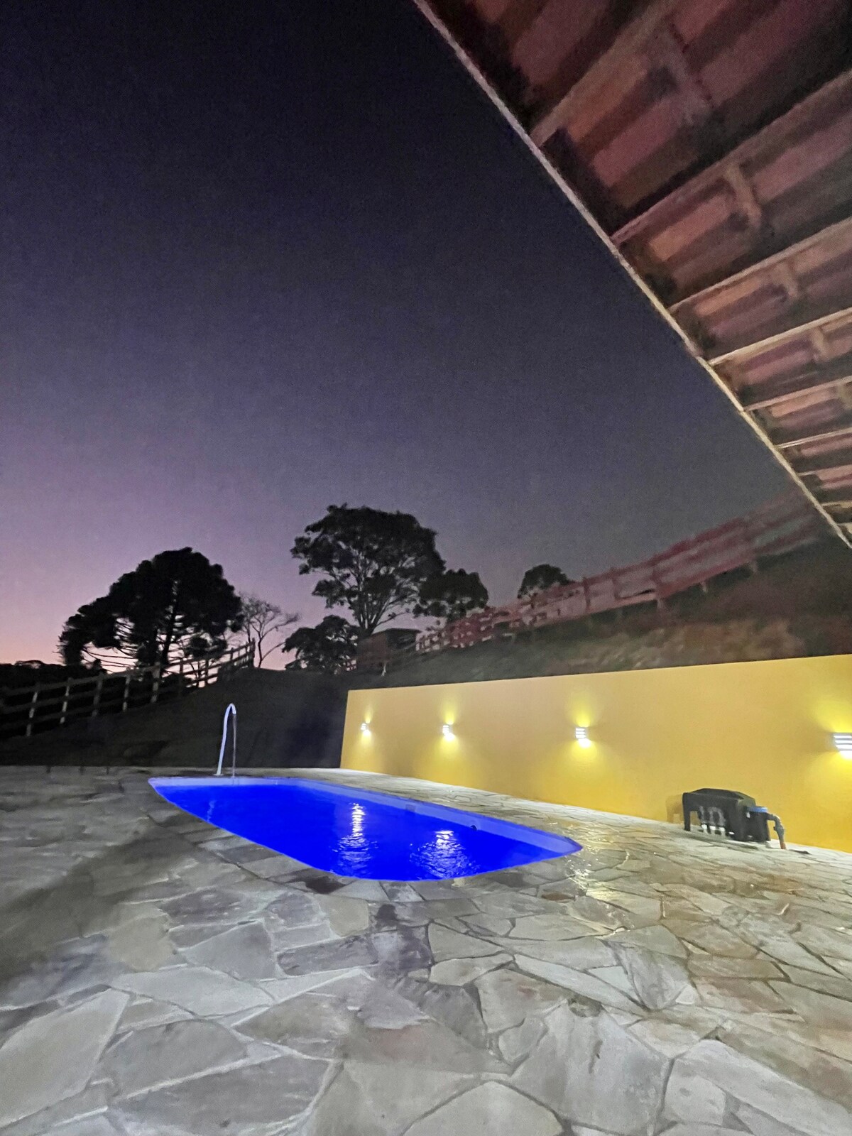 Casa de campo com piscina