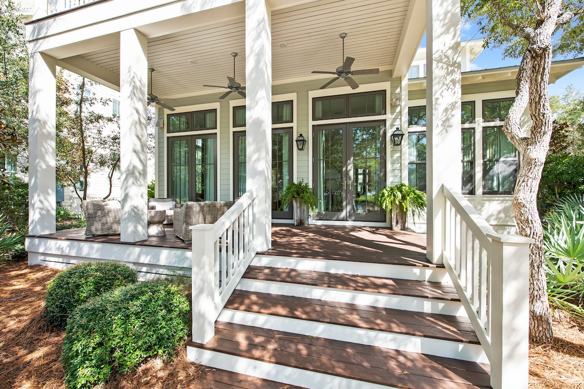 GORGEOUS WaterColor w GOLF CART & Carriage House!