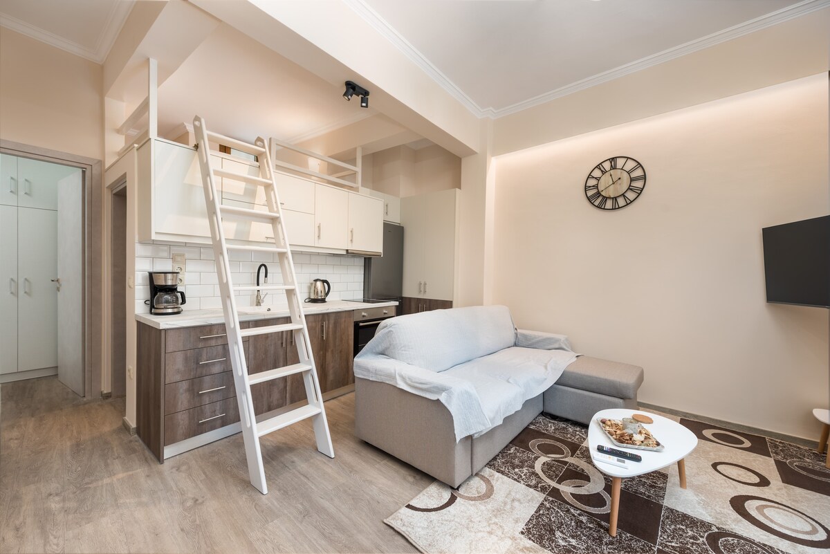 Mytilene City-Center Apartment 4