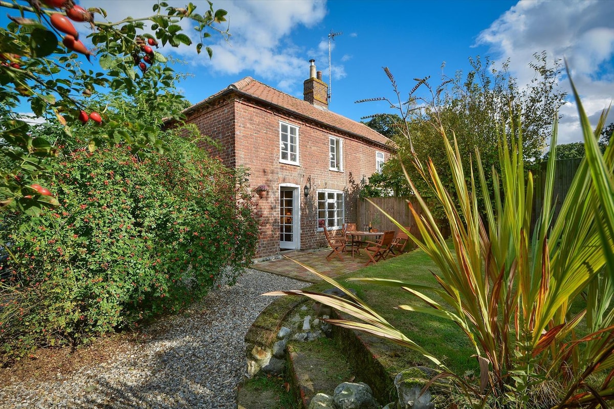 Cosy Countryside Cottage Itteringham Blickling