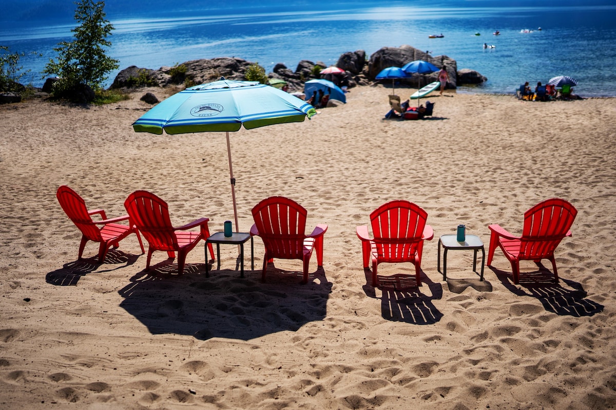 Waterfront Cabin on Beautiful Twin Bays Beach