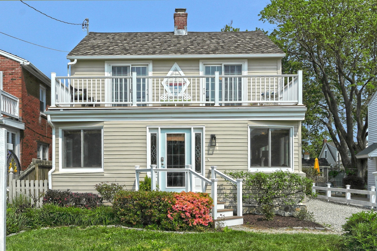 Cornfield Point Beach Retreat