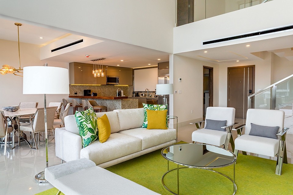 *Luxury 3BR PH Suite, w/ Rooftop & Butler