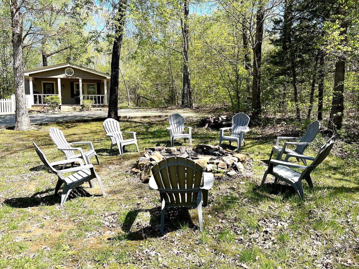 My Sweet Mtn. Home - Guest House with Hot Tub!