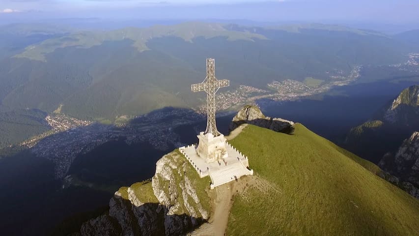 Bușteni的民宿