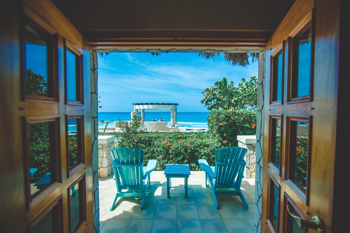 Seaside Stone Cottage and Ocean Cliff Hotel Negril