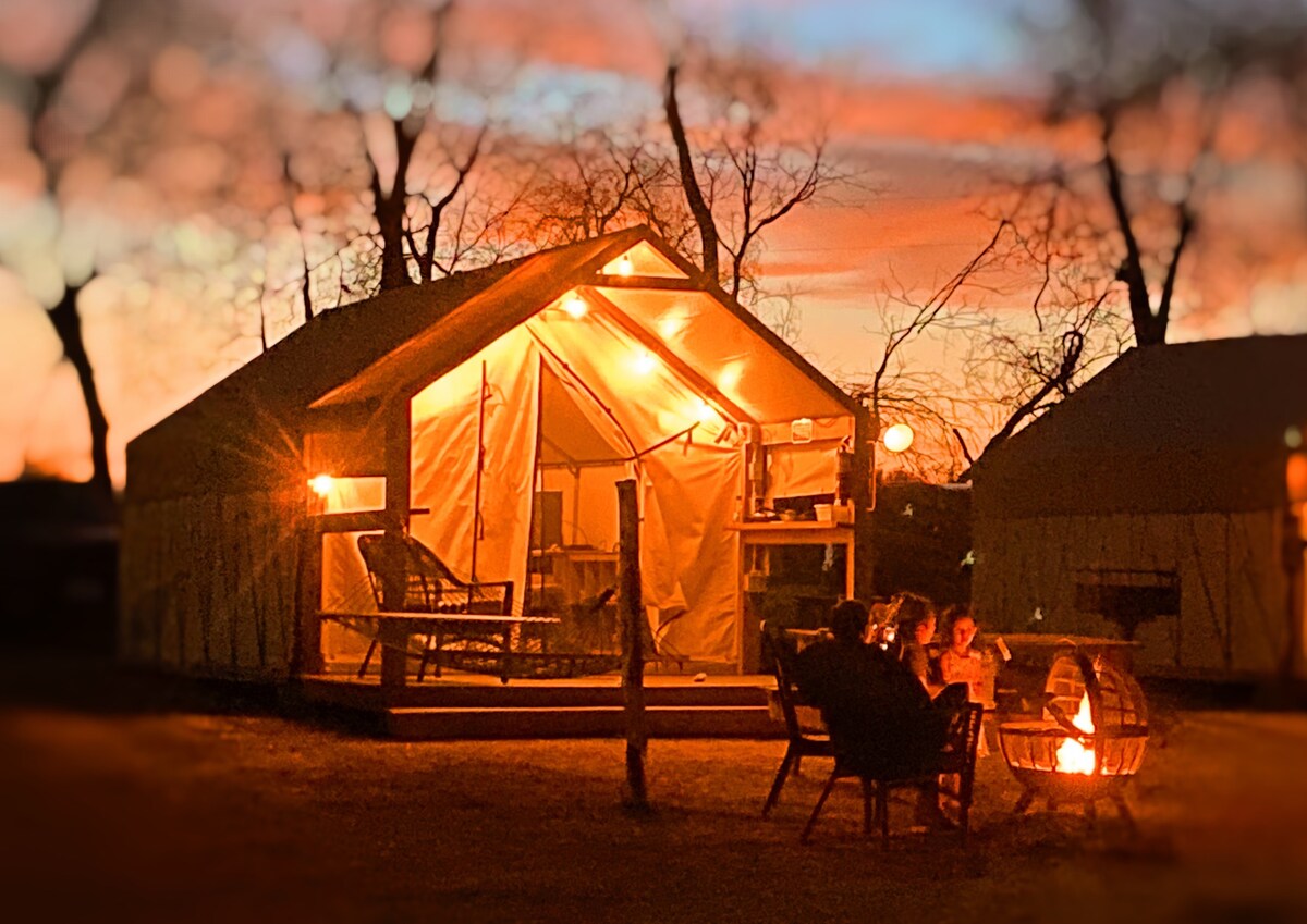 #1 Son's River Ranch - Glamping Cabin w/ 2 Q Beds