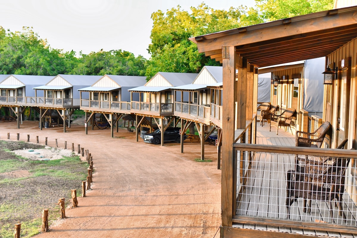 Son's Rio Cibolo Waterfront Cabin #24