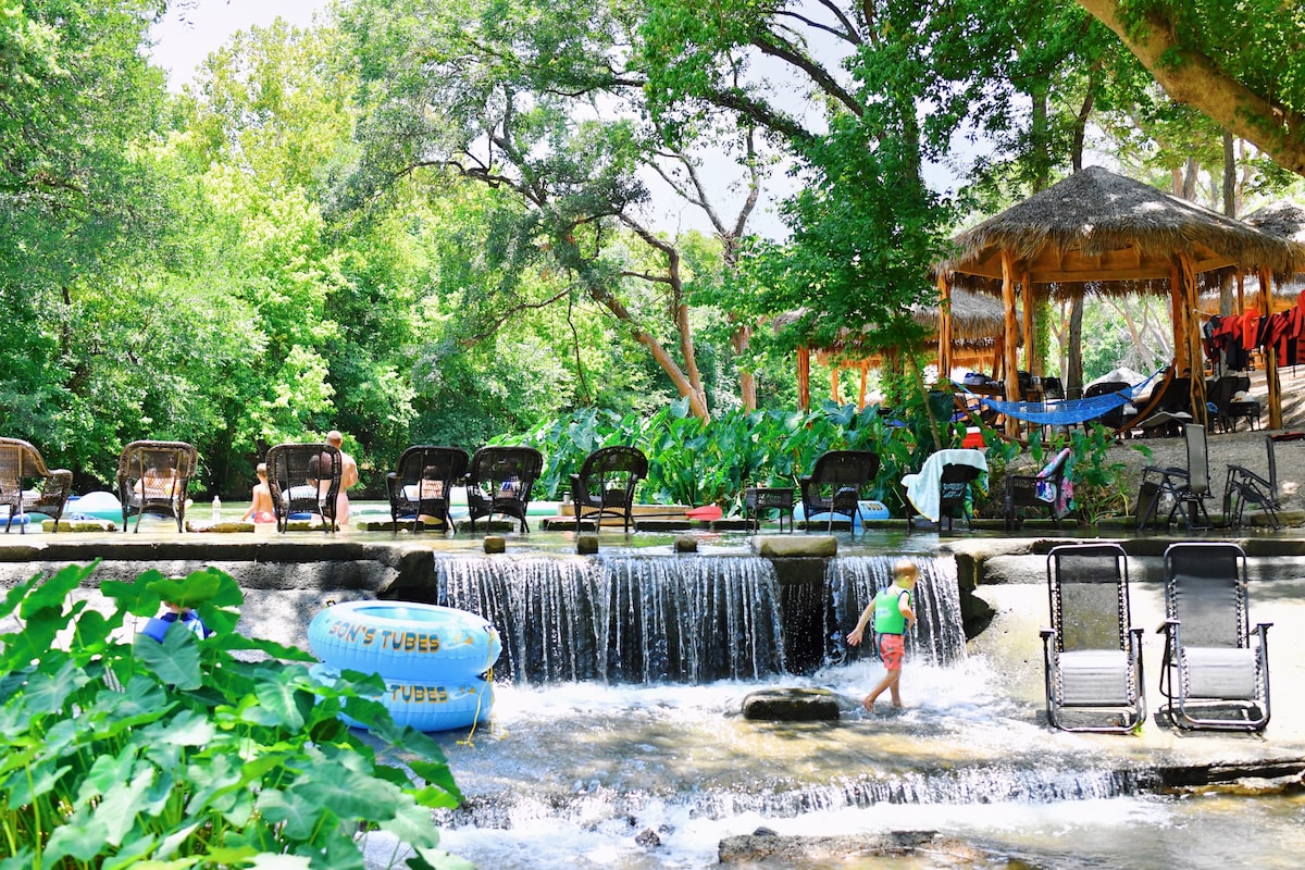 Son's Rio Cibolo Waterfront Cabin #24