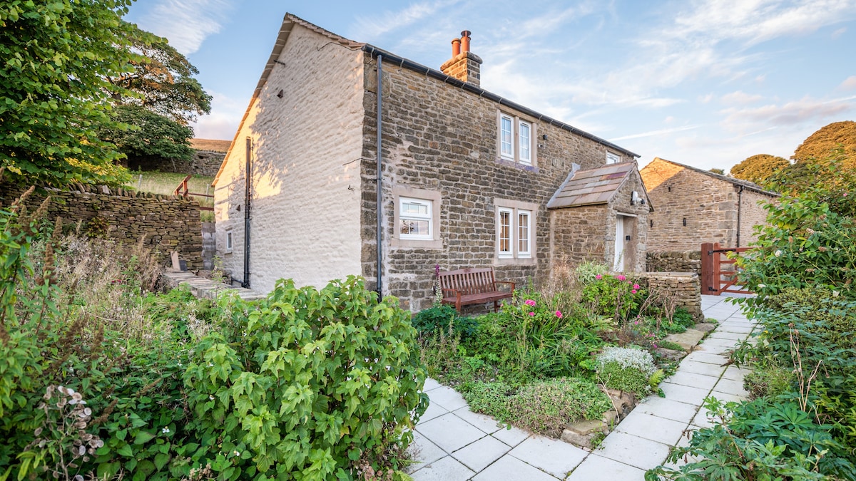 位于山峰区（ Peak District ）中心的舒适小屋