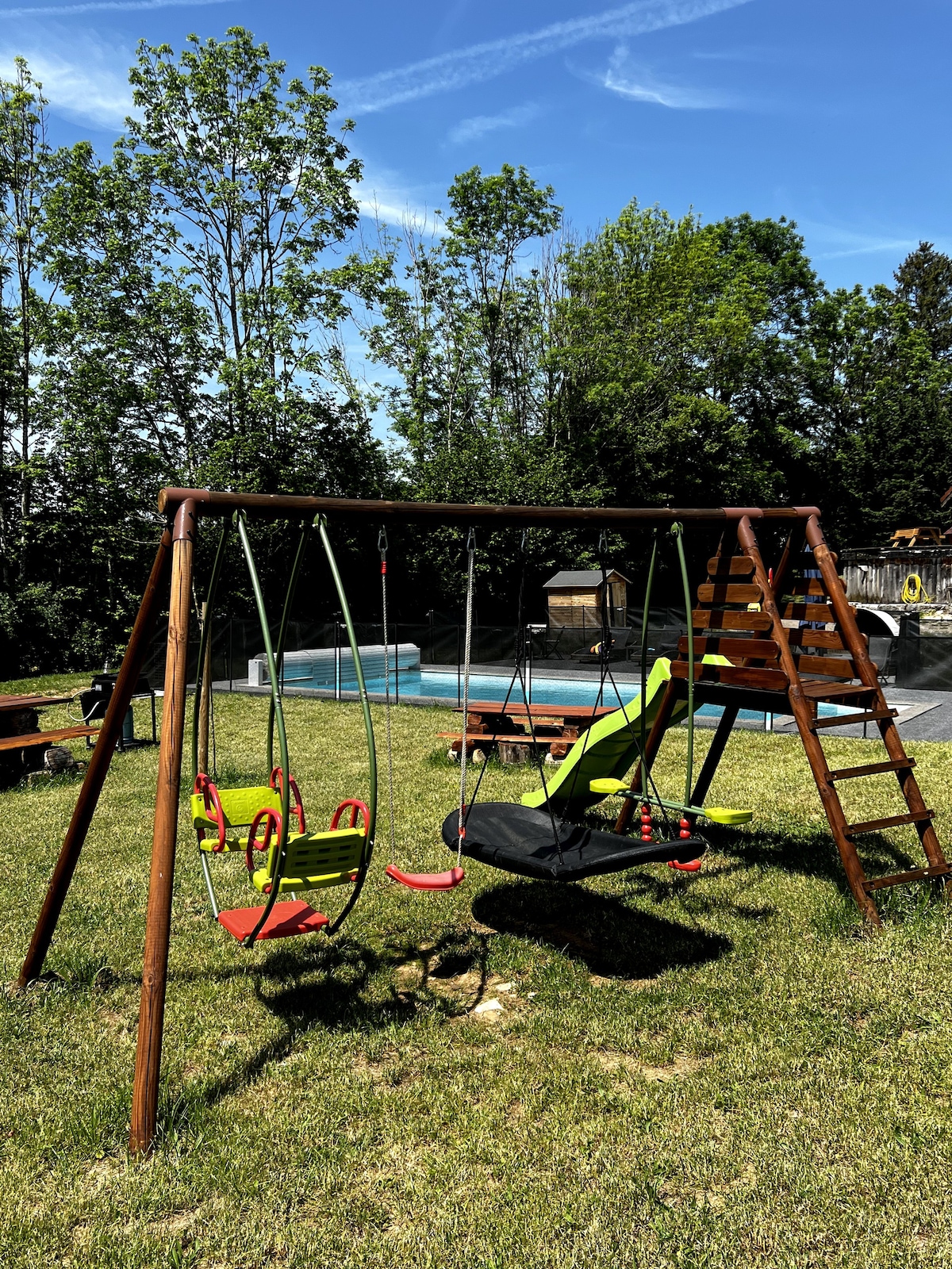 Maison Tipi avec Piscine/ Kota Grill en supplément