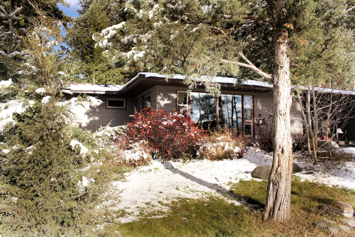 Yellowstone Home at Pine Creek in Paradise Valley