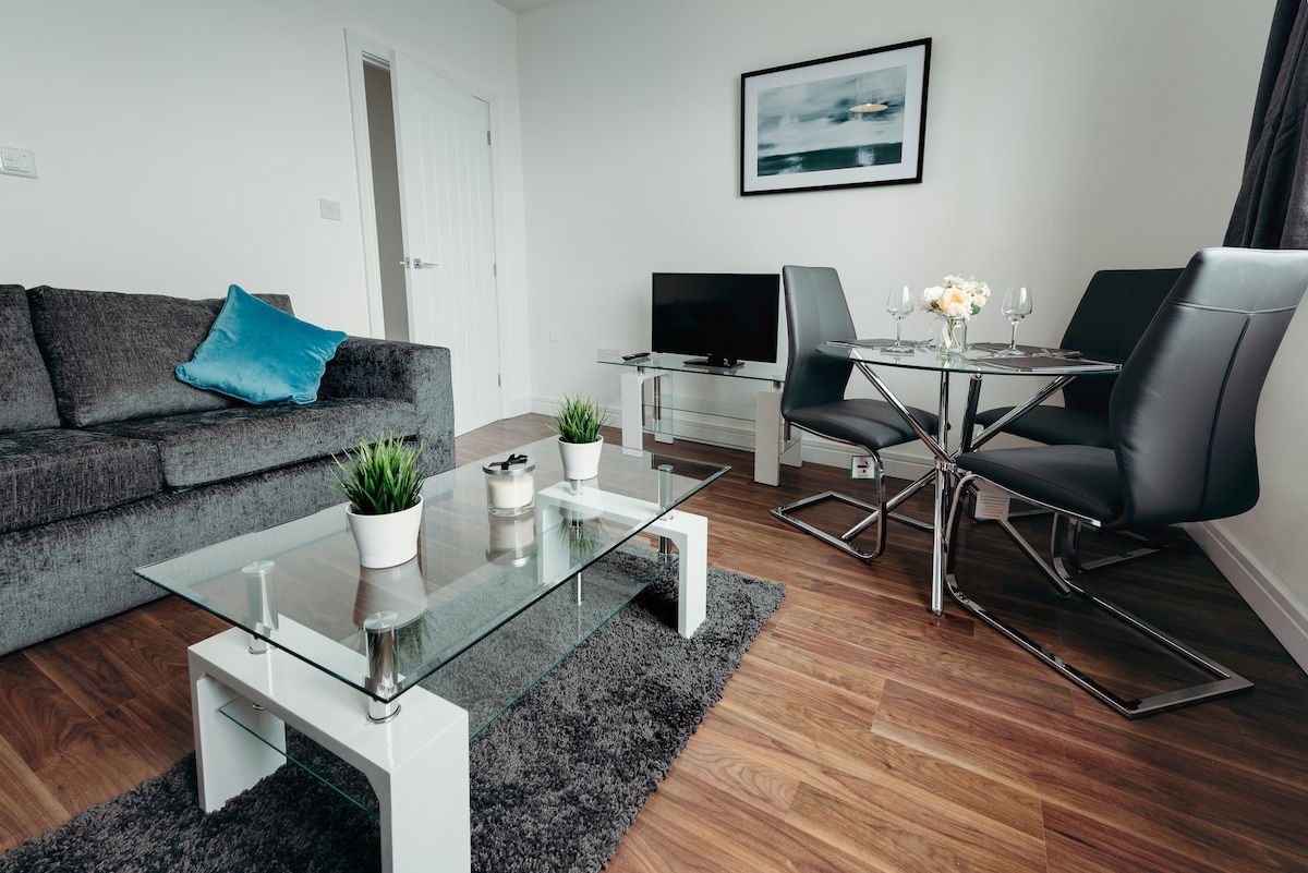 Arlan Apartments for Comfort and Ease, Hinkley - C