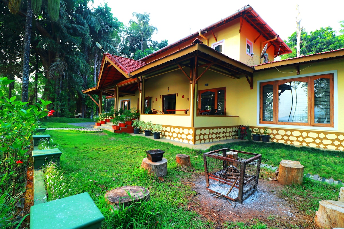 Coorg Toddy Farms, a 3-BDR villa by the backwaters