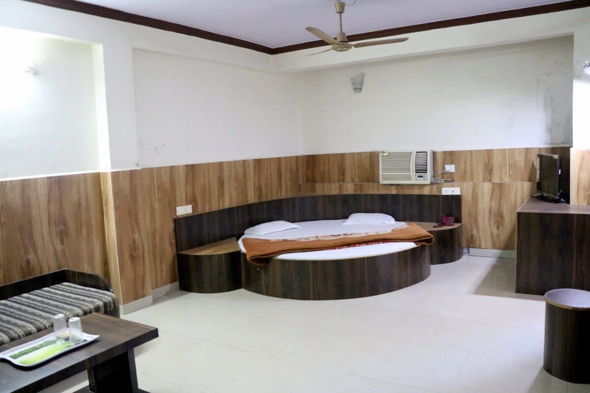 Pachmarhi Jain Residency的独立房间
