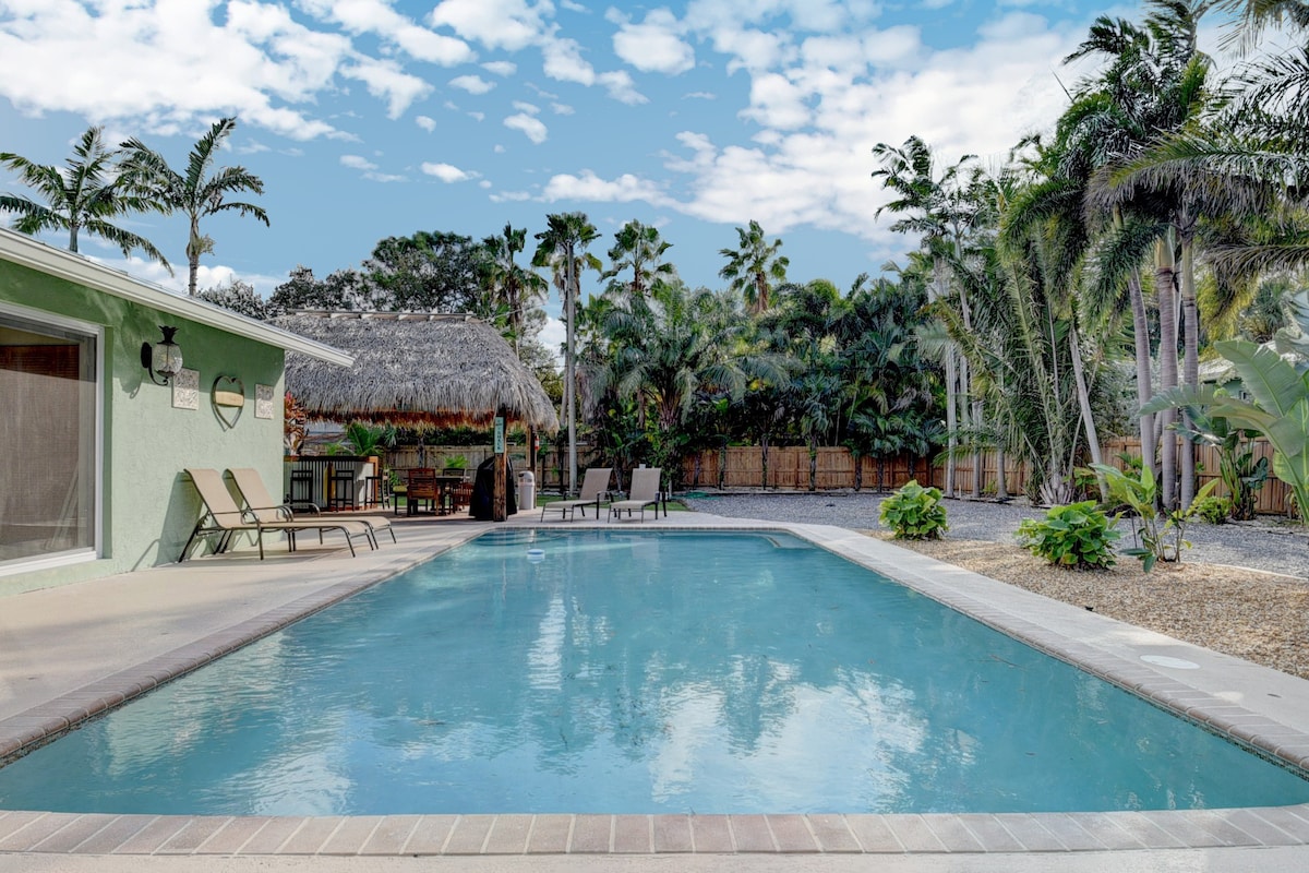 Beach Bliss House: Guest Suite + Salt Heated Pool