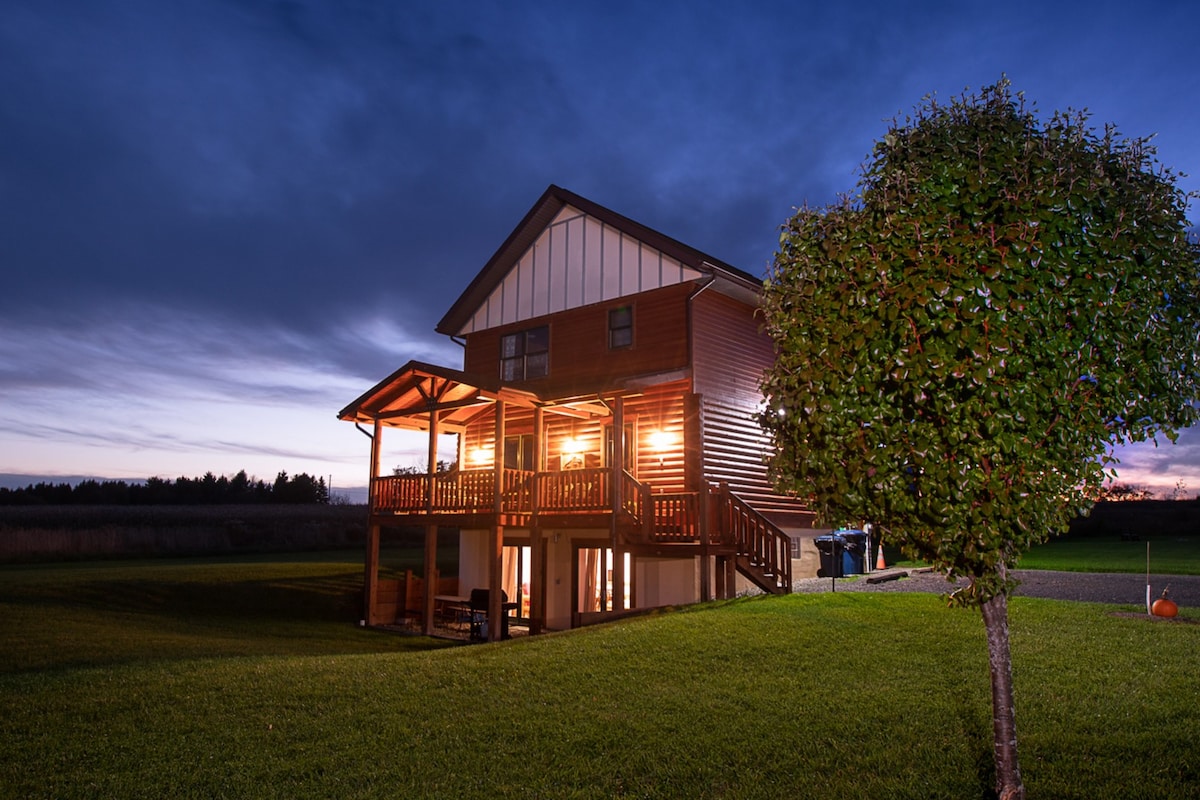 Twin Chalets of Finger Lakes