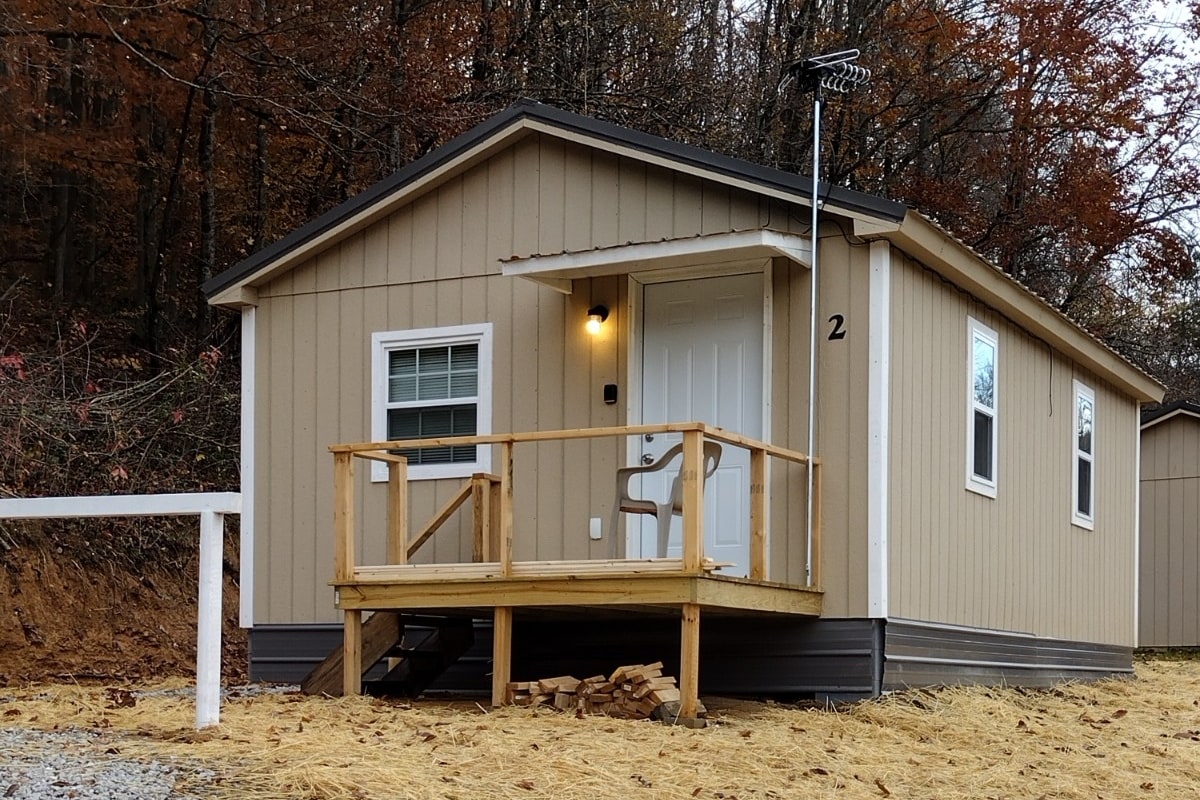 Big Mountain Cabin2 with direct access to Windrock