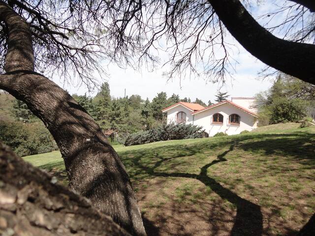Villa Allende的民宿