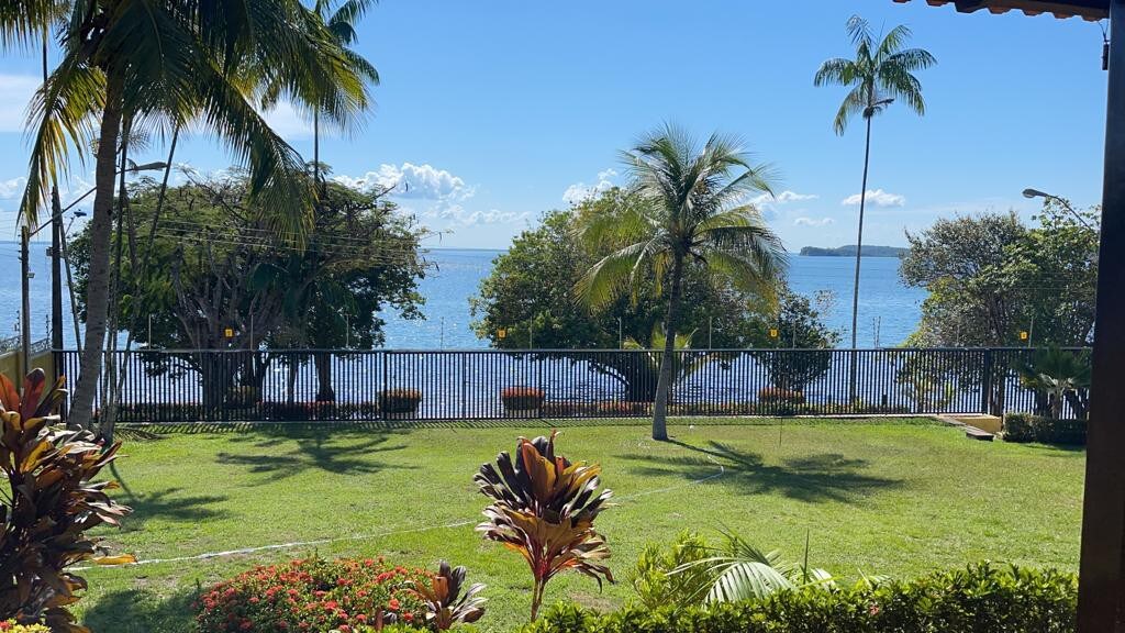 CASA EM ALTER DO CHÃO DE FRENTE A PRAIA