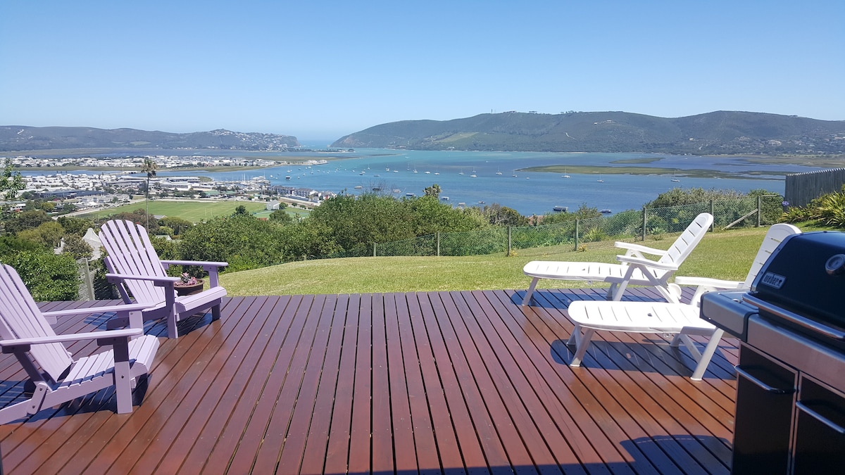 Knysna Heads 4床的壮丽景色