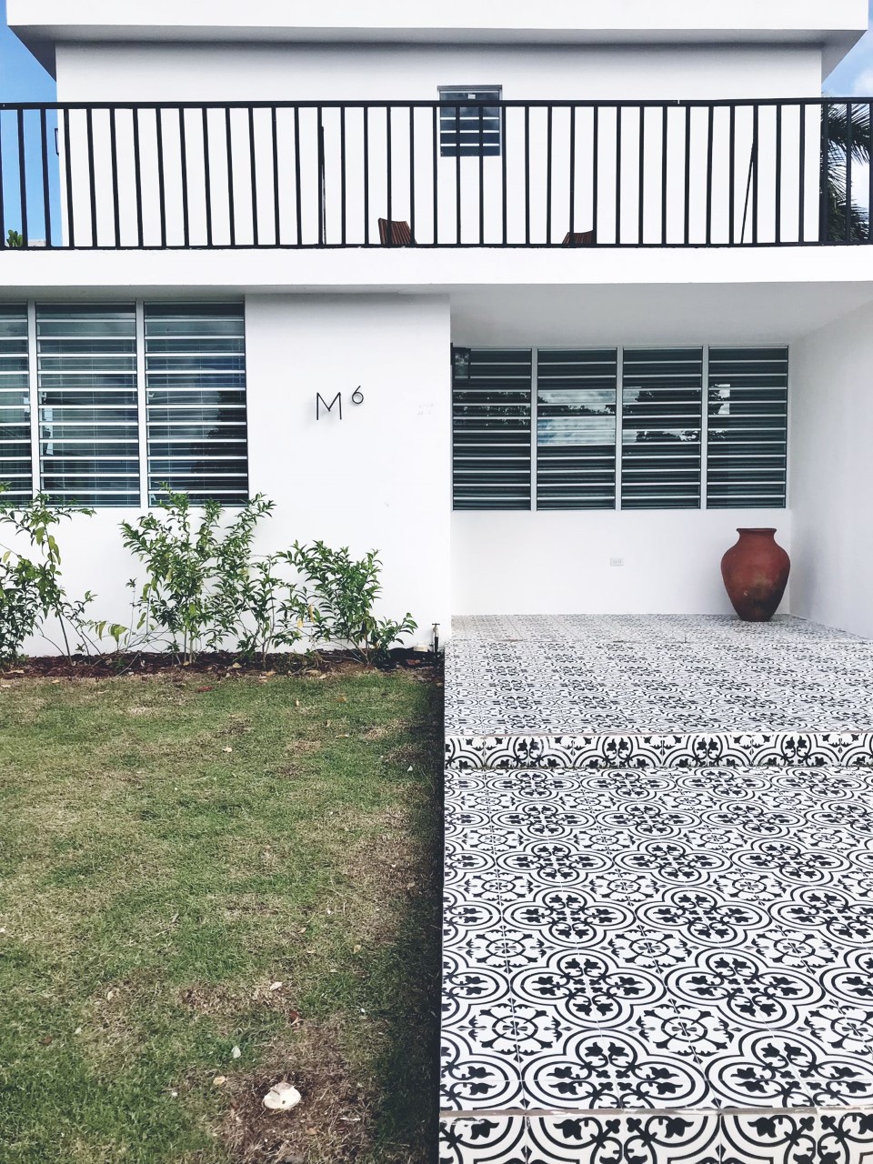 “Casa Dos Techos #A” 4 Bed / 2 Bath villa w patio