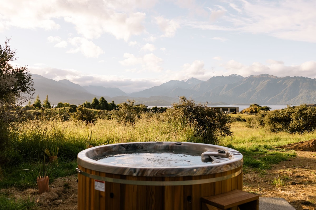全新Te Anau度假屋-景观、水疗和空间