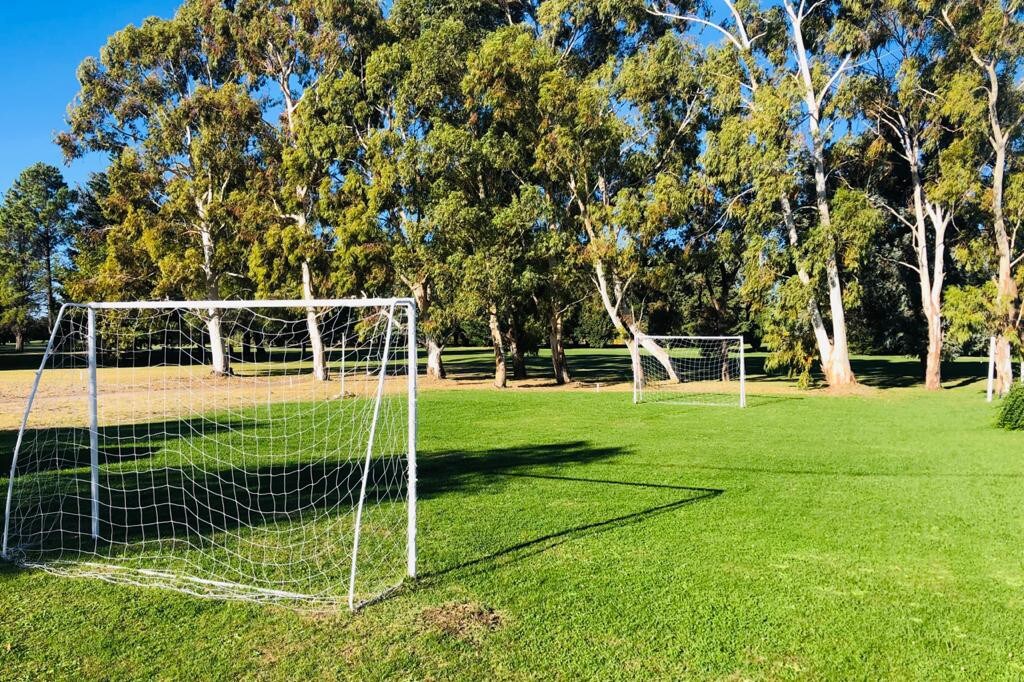 Casa con pileta, golf y más!!