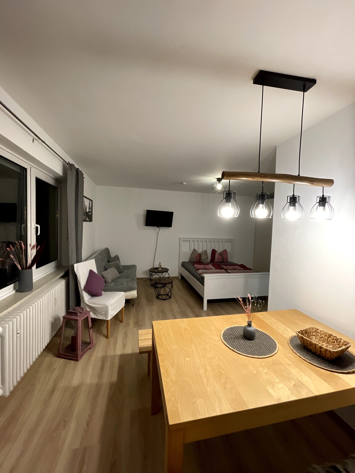 位于加尔米施（ Garmisch ）中心、山景的舒适单间公寓