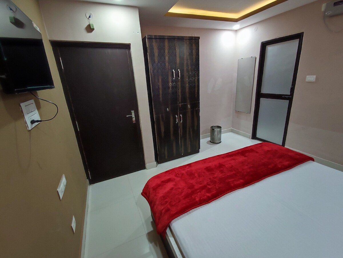 Double Room @Hotel Kanha Shyam Madhubani