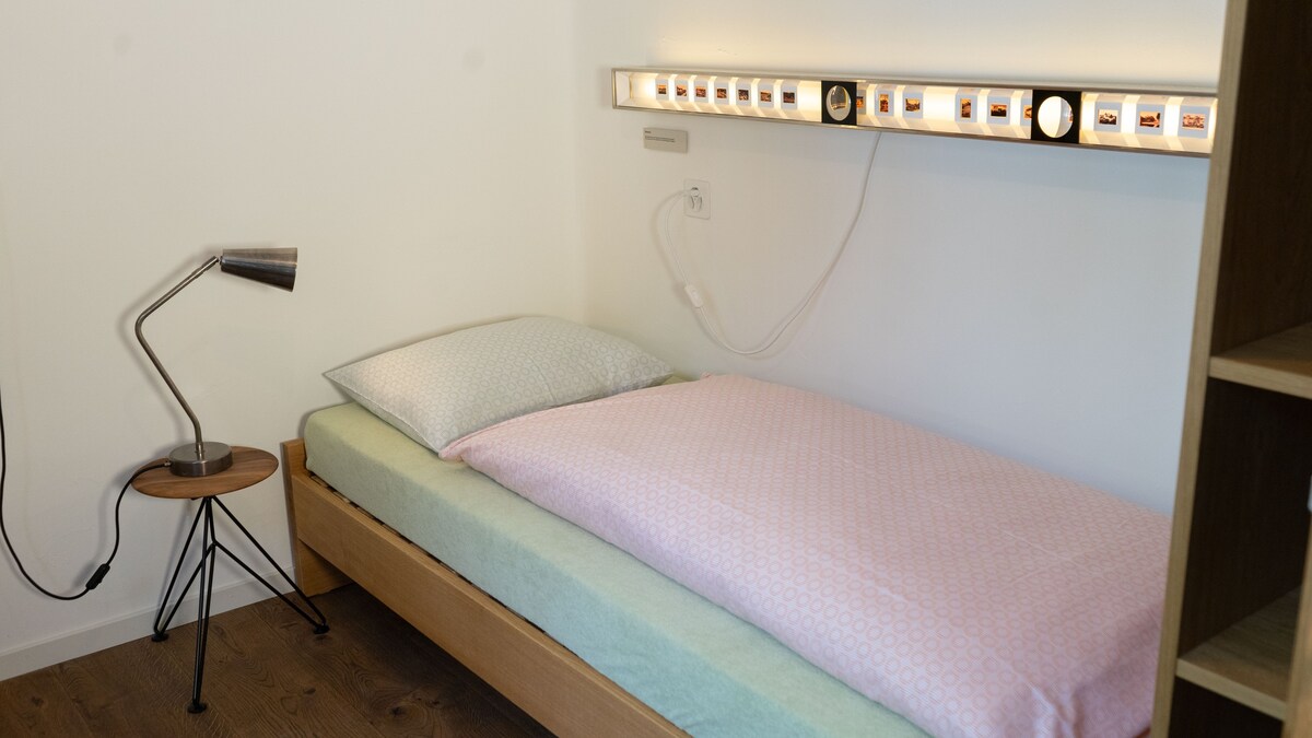 Private Single Room | Burgdorf Castle Youth Hostel
