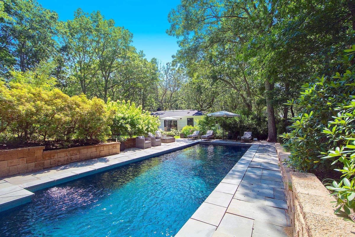 Designer 4-bedroom home w/ pool in Sag Harbor