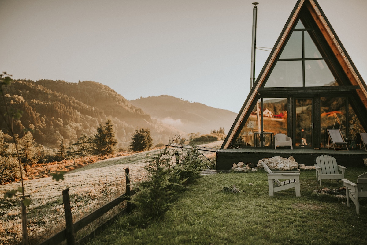 EPIC CHALET, your A-frame cabin for cozy moments