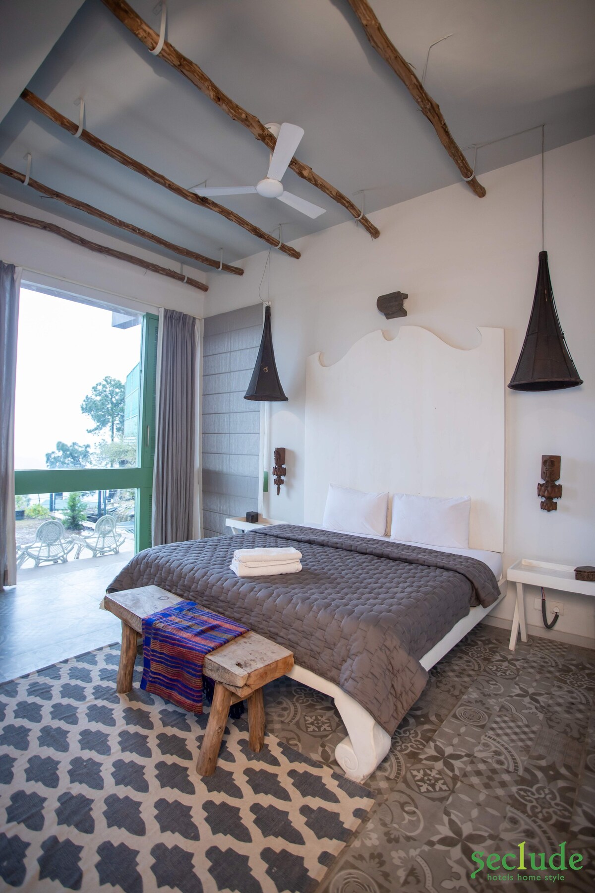 Seclude - 8 bedroom luxurious villa in Kasauli, HP