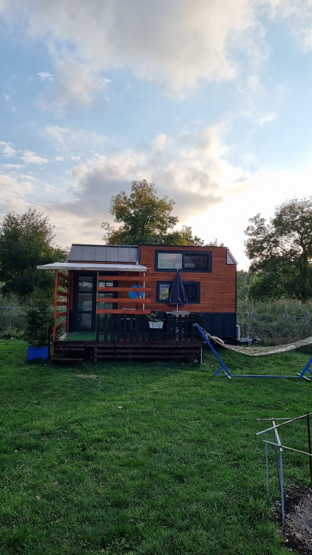 Caravangarage Tinyhouse Dear